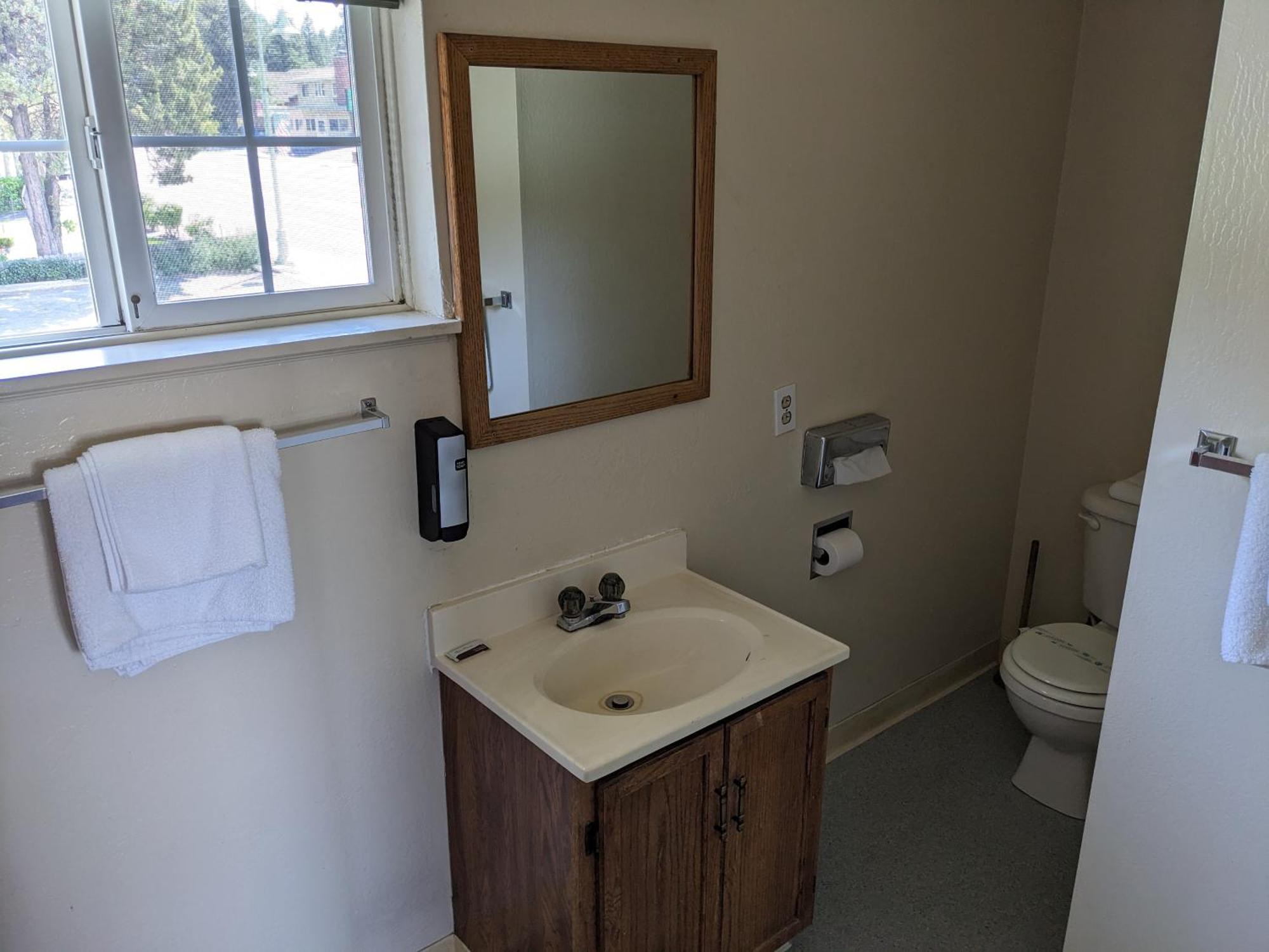 Hi-Lo Motel, Cafe And Rv Park Weed Zimmer foto